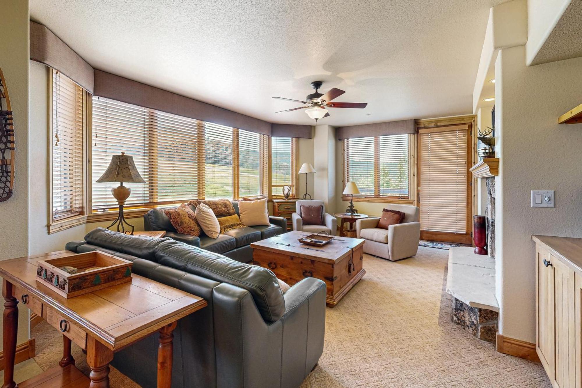 Torian Plum Villa Steamboat Springs Room photo